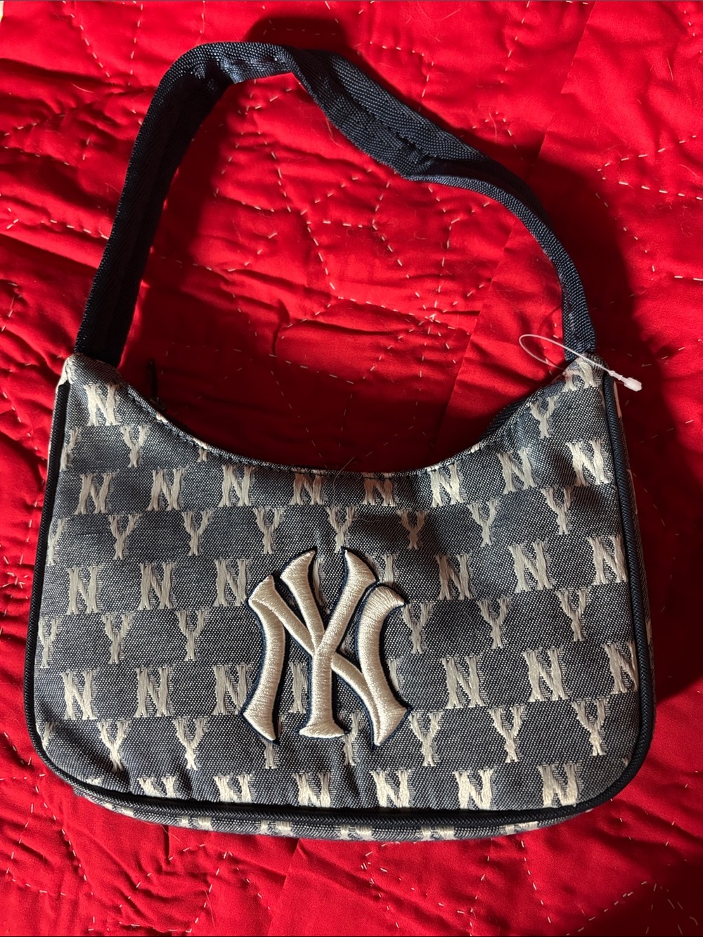 NWT MLB Quilted Logo Shoulder Bag